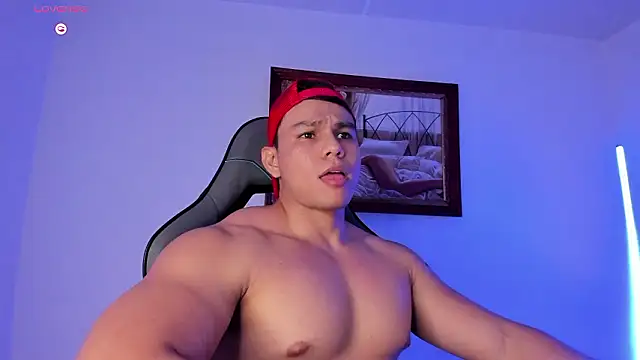 RoyConstance live sex cam