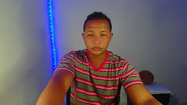 Gooss_cum live sex cam