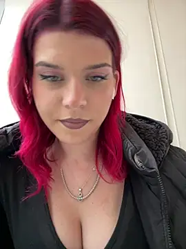 RiriRoseey live sex cam