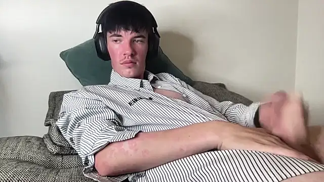 NovaTwinkx live sex cam