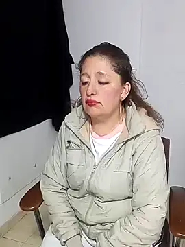 MilfCute_sex's cam snapshot