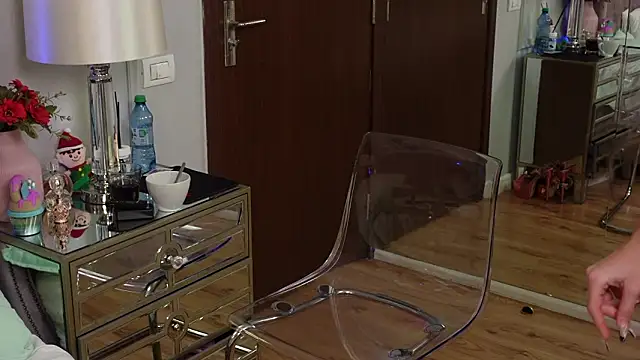 JenniferLovve live sex cam