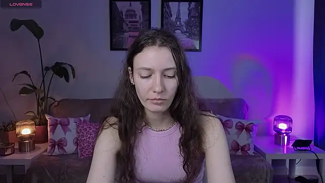 VioletaBloom live sex cam
