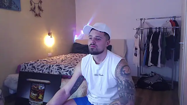 Tiberius_hunk's cam snapshot