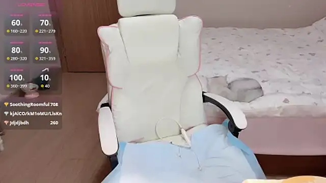 Xiner1177 live sex cam