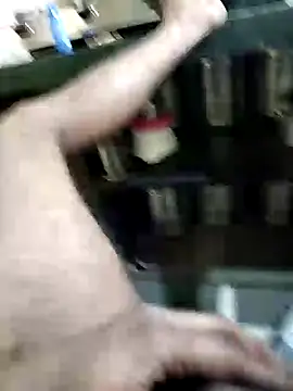 mumbai_black's cam snapshot