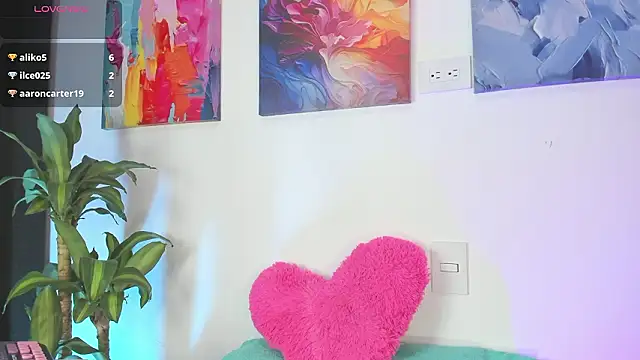 Cassie_fletcher_'s cam snapshot