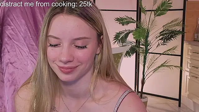 katt__y's cam snapshot