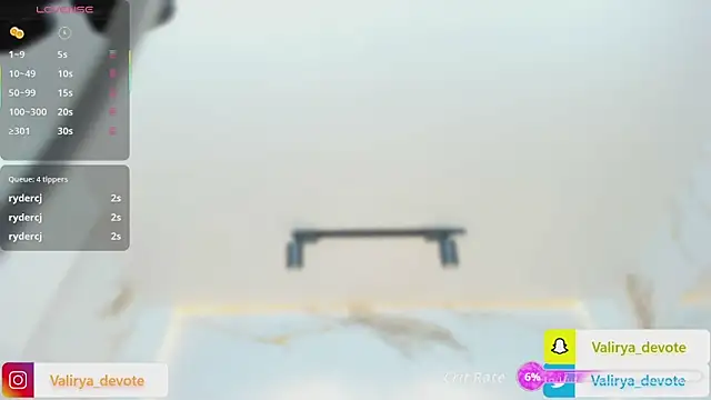 valirya_devote live sex cam