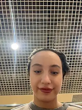 MiaTee's cam snapshot