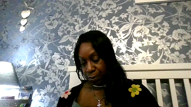 Ebony-SultryX live sex cam