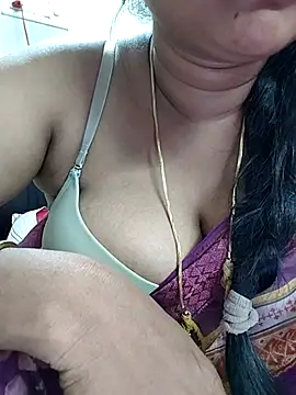 Srilakshmi_telugu's cam snapshot