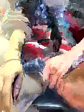 Bee_bee1's cam snapshot