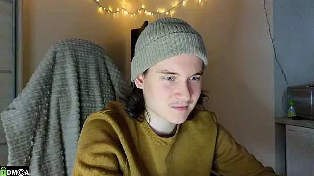 MoreRealAlex live sex cam