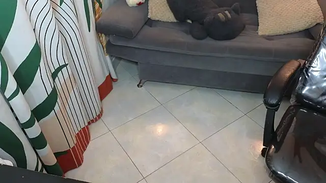 kathie_lozada's cam snapshot