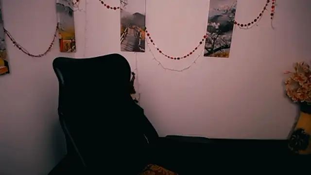 PeppyMia's cam snapshot