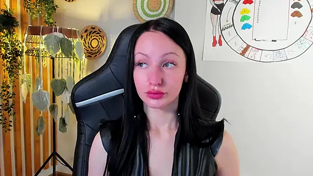 NaomiBlakes's cam snapshot