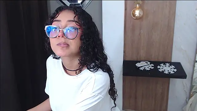 honeymoon_12's cam snapshot