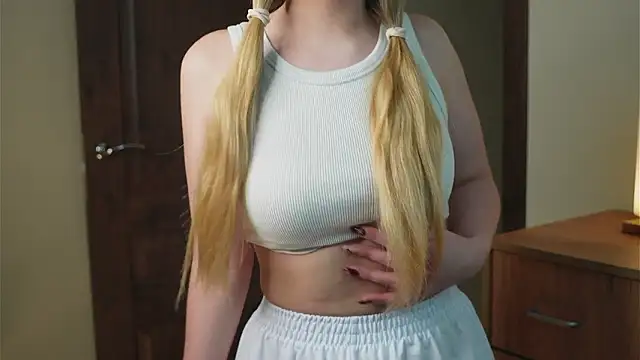 CecilyTouma live sex cam