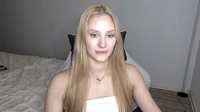 Layla001's cam snapshot