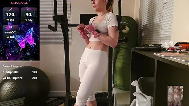 Blondiewithanass's cam snapshot