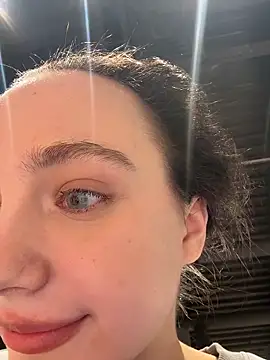 MiaTee's cam snapshot