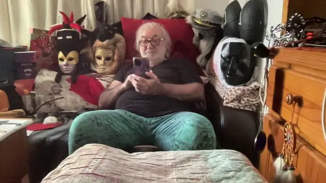 EroticVenetian's cam snapshot