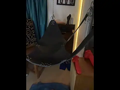 LeatherSdaddy's cam snapshot