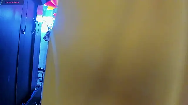 Miss_clarepocahose's cam snapshot