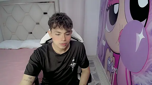 Maxwell_boys live sex cam