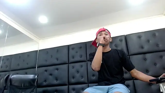 TonnyMarck live sex cam