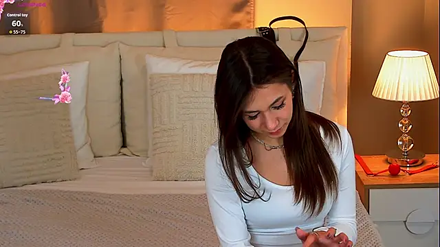 Treasure__Girl's cam snapshot