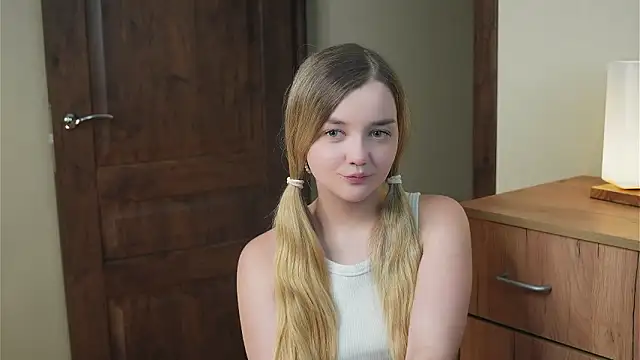 CecilyTouma's cam snapshot