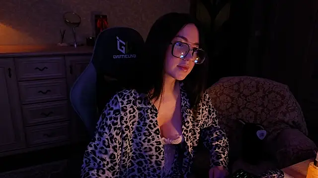 AnneAverry's cam snapshot