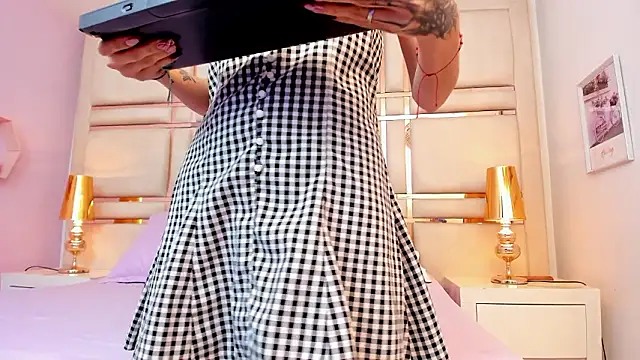 SalomeSaez's cam snapshot