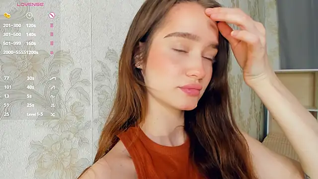 lovelyalivia's cam snapshot