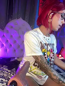 Naugth_channel_ts live sex cam