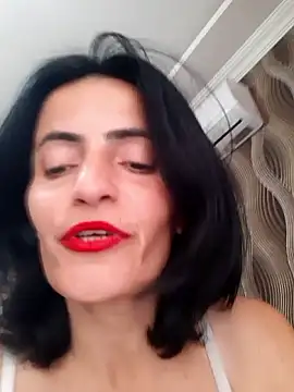 Gecenin_Kralicesi live sex cam