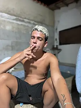 PrincesLeo live sex cam