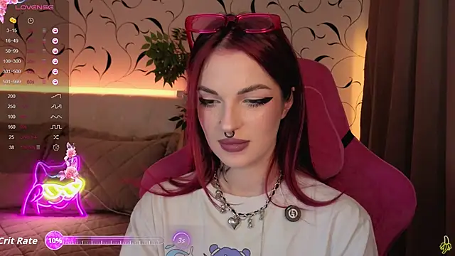 BratzieDarsie's cam snapshot