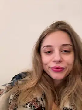 BabyAnais live sex cam