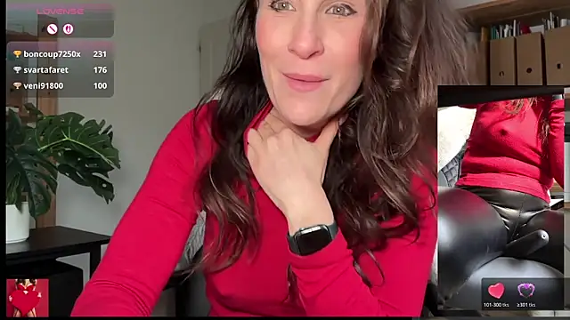 vanessariskyshow's cam snapshot