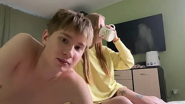 AliceStoneJhonyStone live sex cam