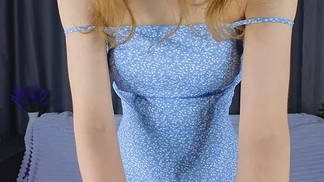 FoxFever's cam snapshot