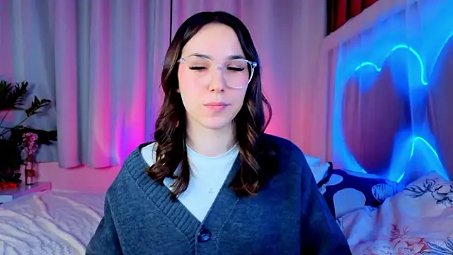 -CindyLou's cam snapshot