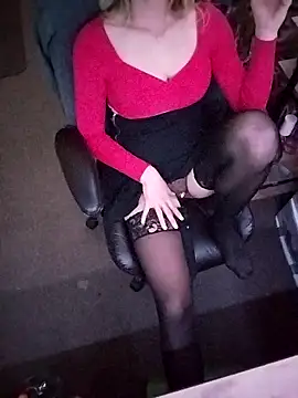 AlicePayne's cam snapshot