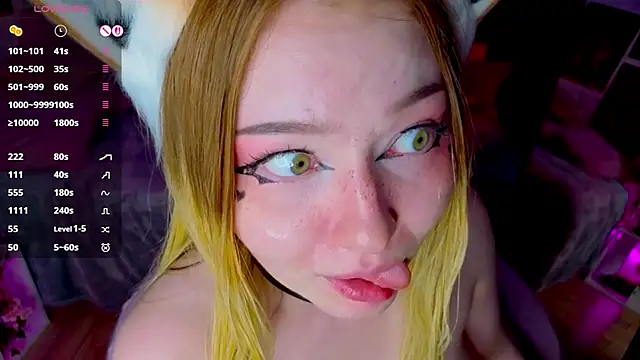 ElswythCovil live sex cam