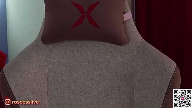 ROSEESS live sex cam