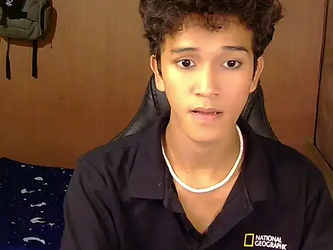 hugekenbigcock live sex cam