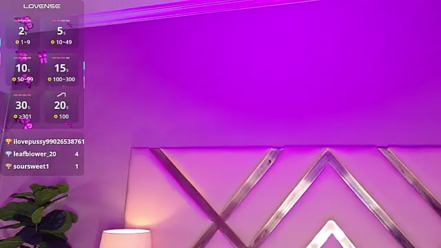 MalaikaBrown live sex cam